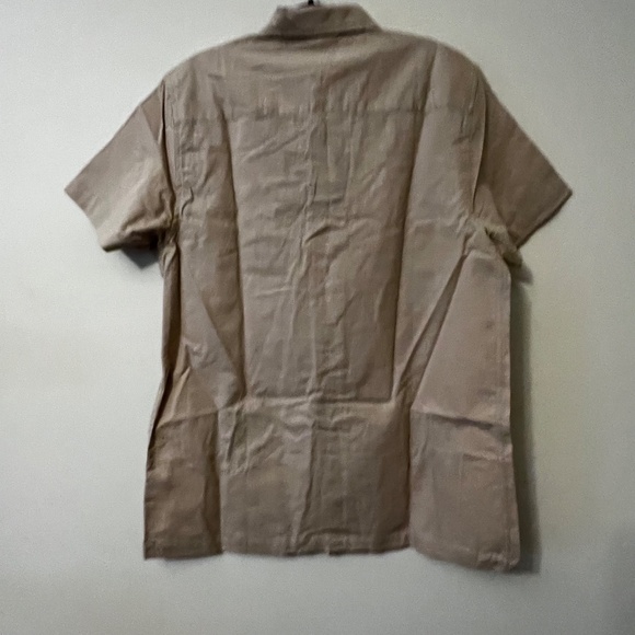 Threadbare Medium 100% Cotton Button Down with Embroidered Palm Trees - Picture 4 of 5